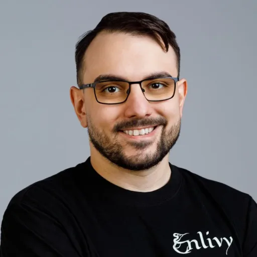 Robert Rusu, Fondator & Lead Tehnic la Enlivy
